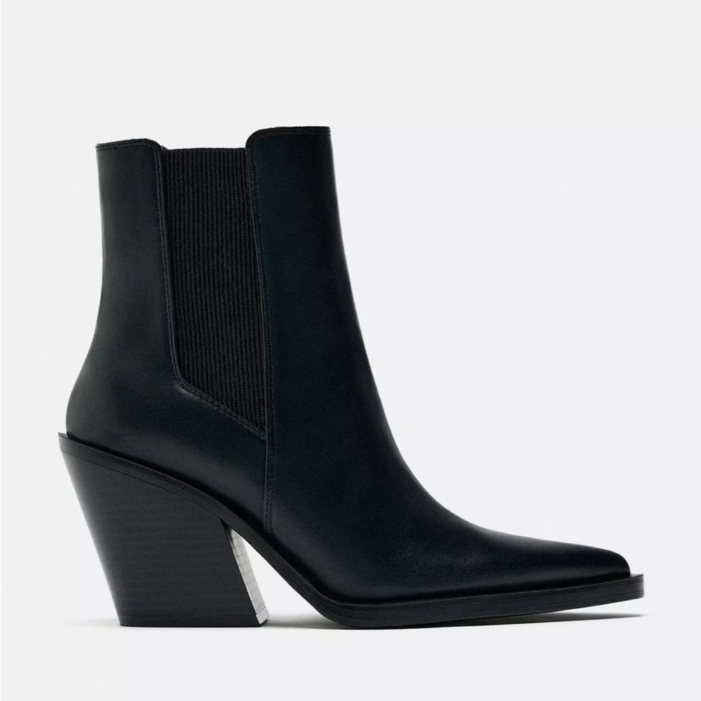 Women’s Zara cowgirl leather boots size 39/8